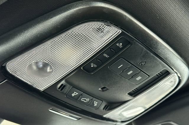 Used 2024 Dodge Durango GT AWD/4WD image 25