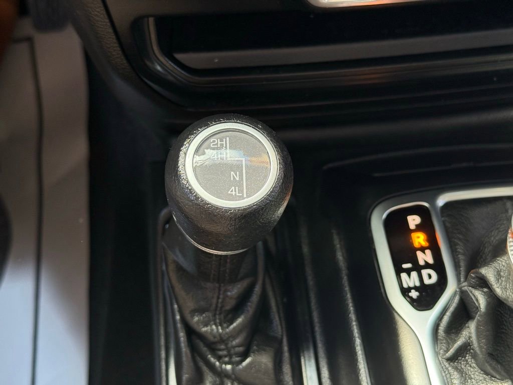 Used 2021 Jeep Wrangler Unlimited Sport AWD/4WD image 23