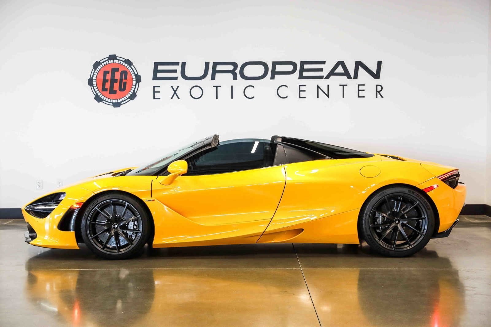 Used 2022 McLaren 720S Performance RWD image 10