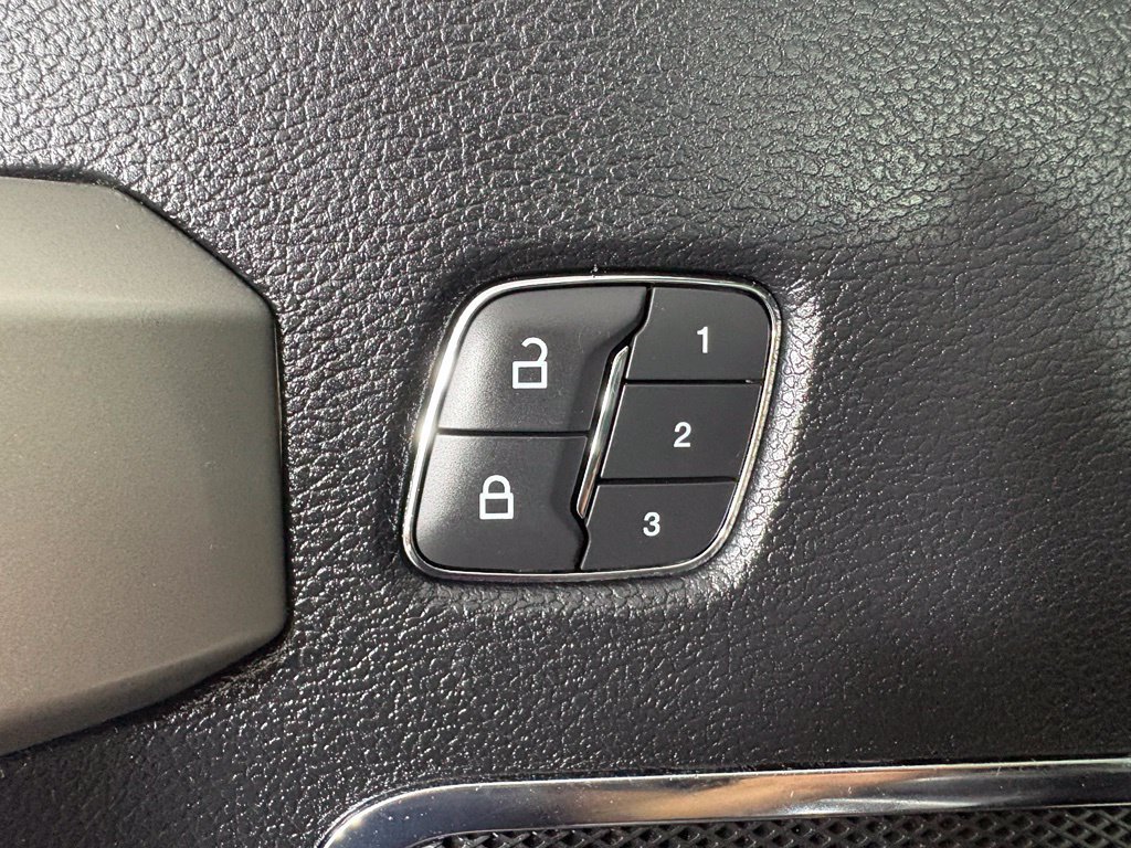 Used 2019 Ford F250 Lariat AWD/4WD image 21
