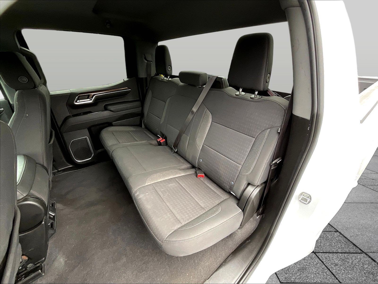 Used 2023 Chevrolet Silverado 1500 LT AWD/4WD image 26