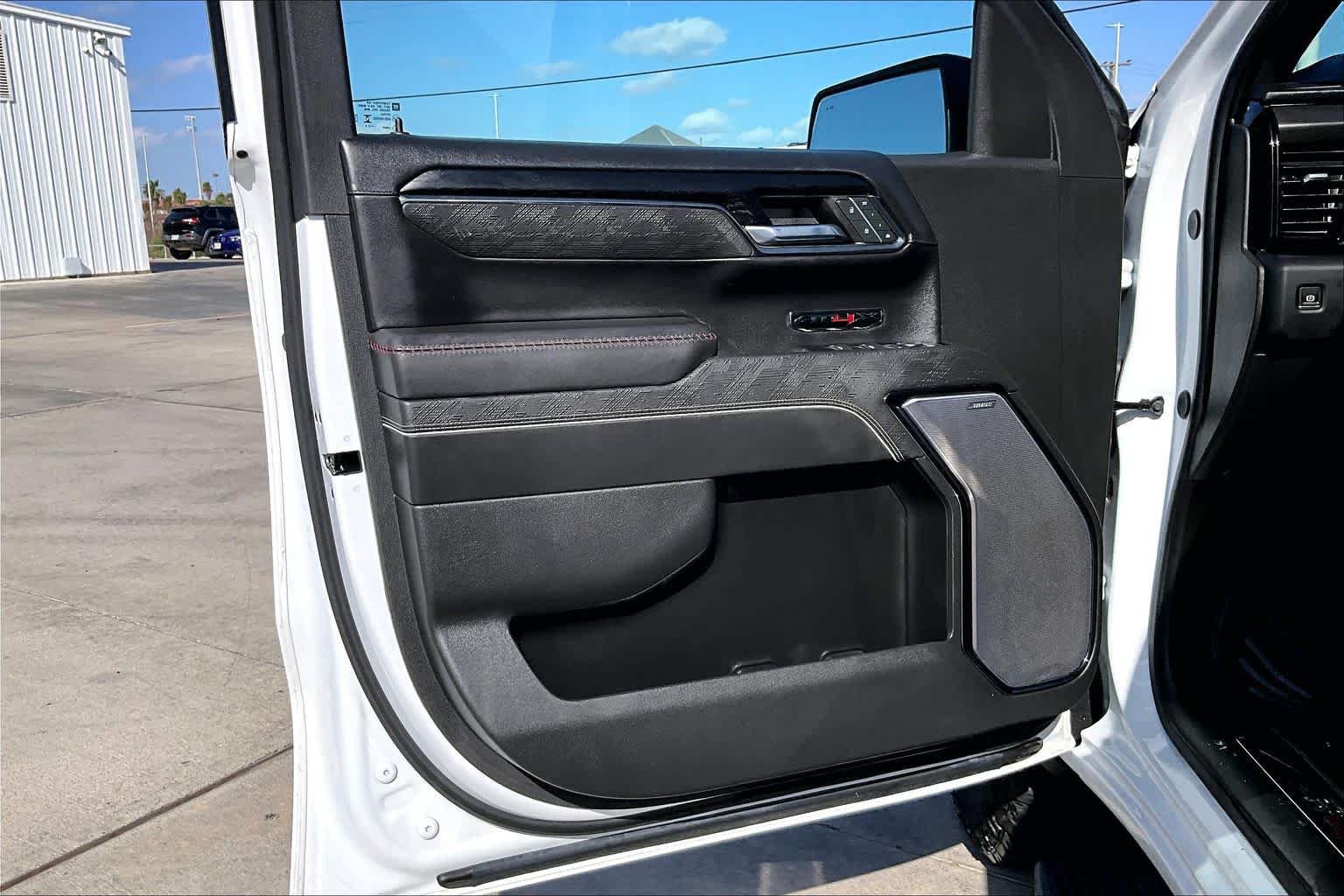 Certified 2024 GMC Sierra 1500 AT4X w/ AT4X AEV Edition AWD/4WD image 38