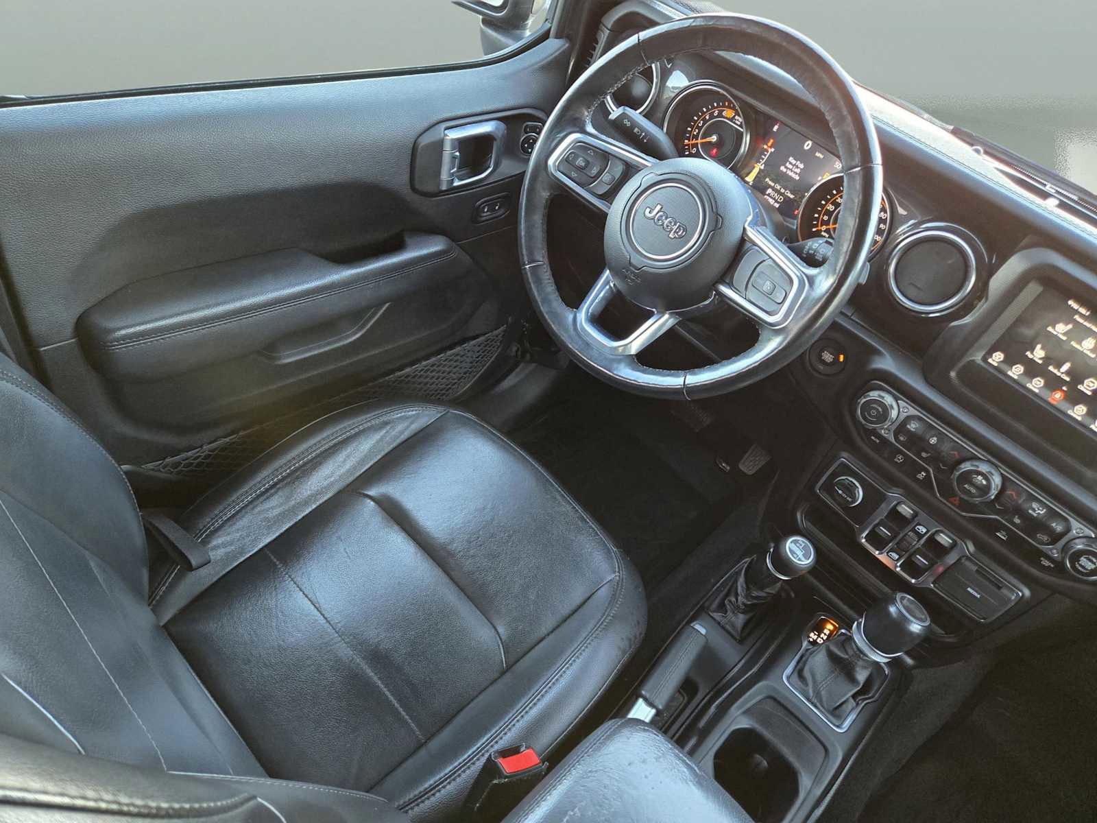 Used 2021 Jeep Wrangler Unlimited Sahara image 17