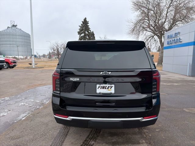 New 2026 Chevrolet Suburban LS w/ LPO, Dark Essentials Package AWD/4WD image 6