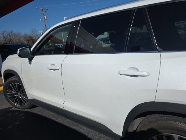 Used 2024 Toyota Grand Highlander AWD Hybrid image 19