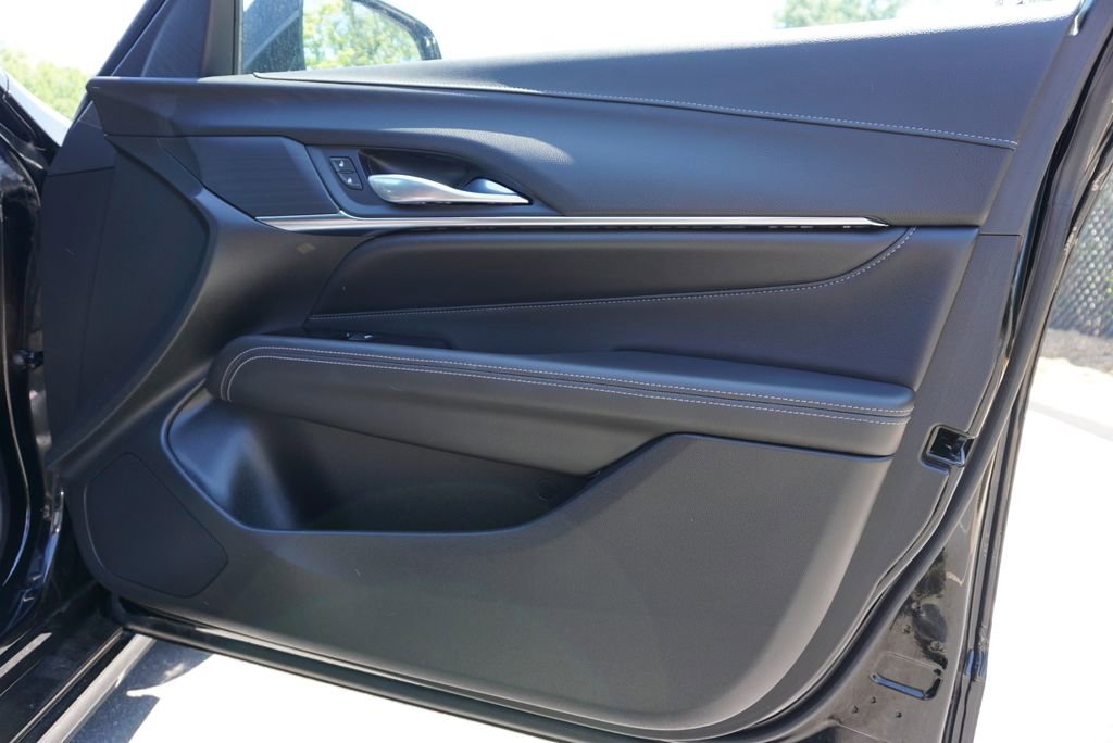 Used 2024 Cadillac CT4 Luxury w/ Cold Weather Package RWD image 41