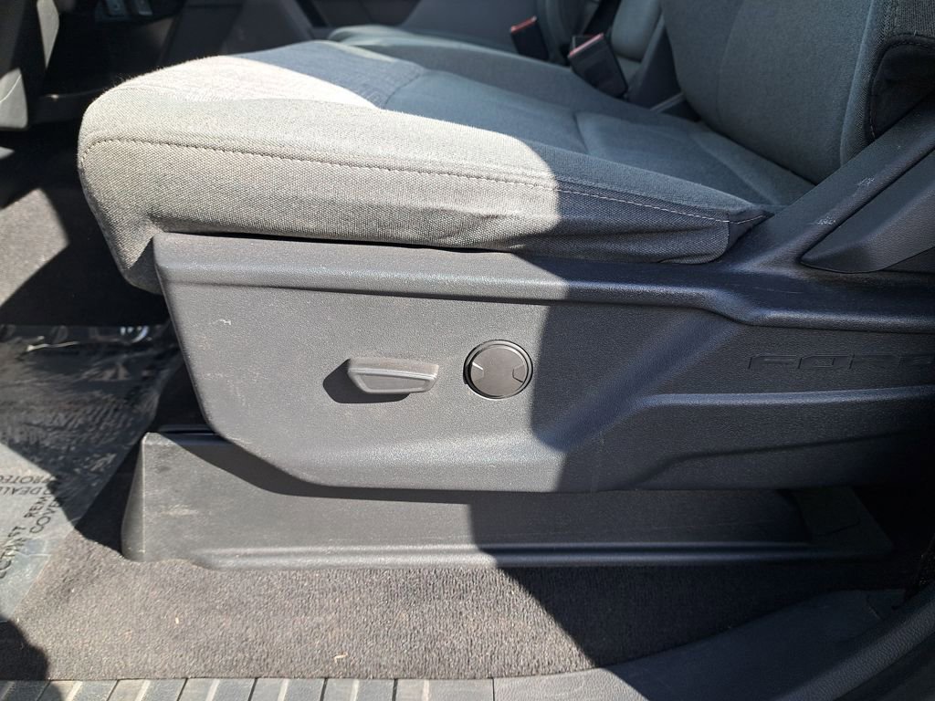 Used 2024 Ford F350 XLT AWD/4WD image 36
