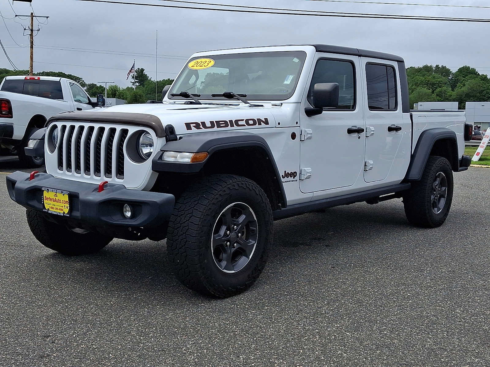 Certified 2023 Jeep Gladiator Rubicon w/ Cold Weather Group AWD/4WD image 3