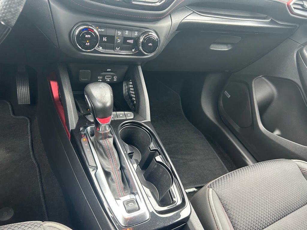 Used 2021 Chevrolet TrailBlazer RS w/ Technology Package image 49