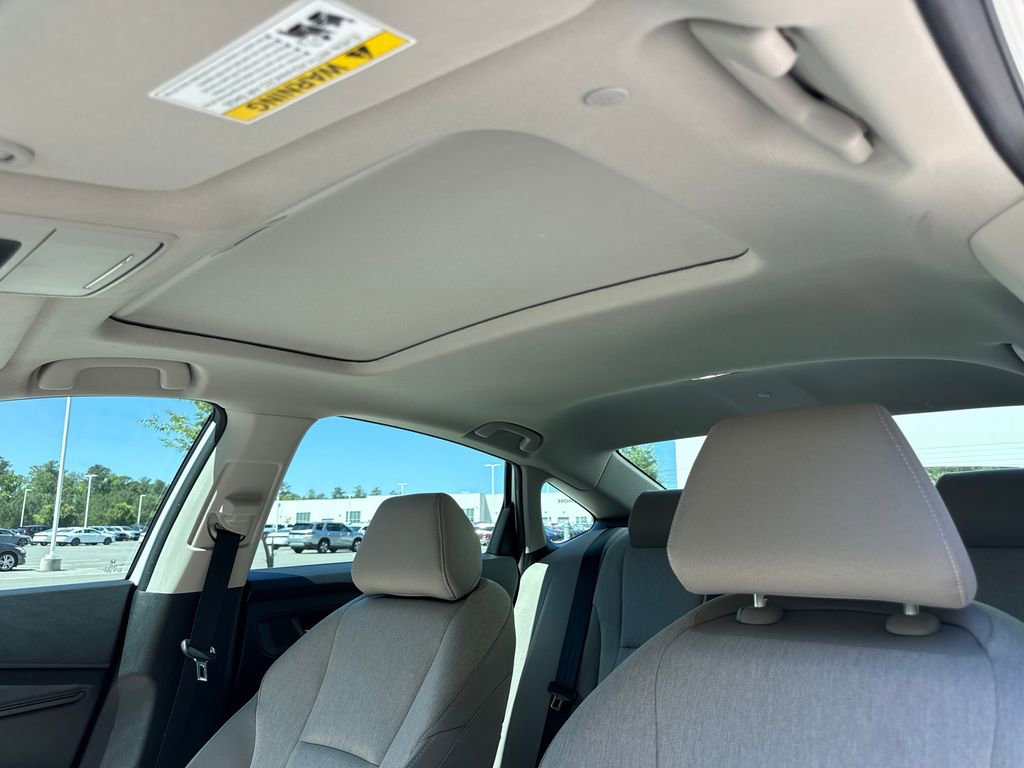 Certified 2025 Honda Accord SE image 30