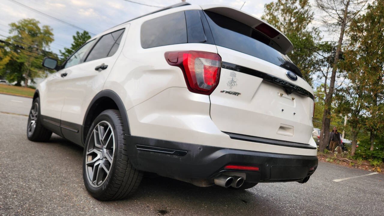 Used 2018 Ford Explorer Sport w/ Equipment Group 401A AWD/4WD image 13