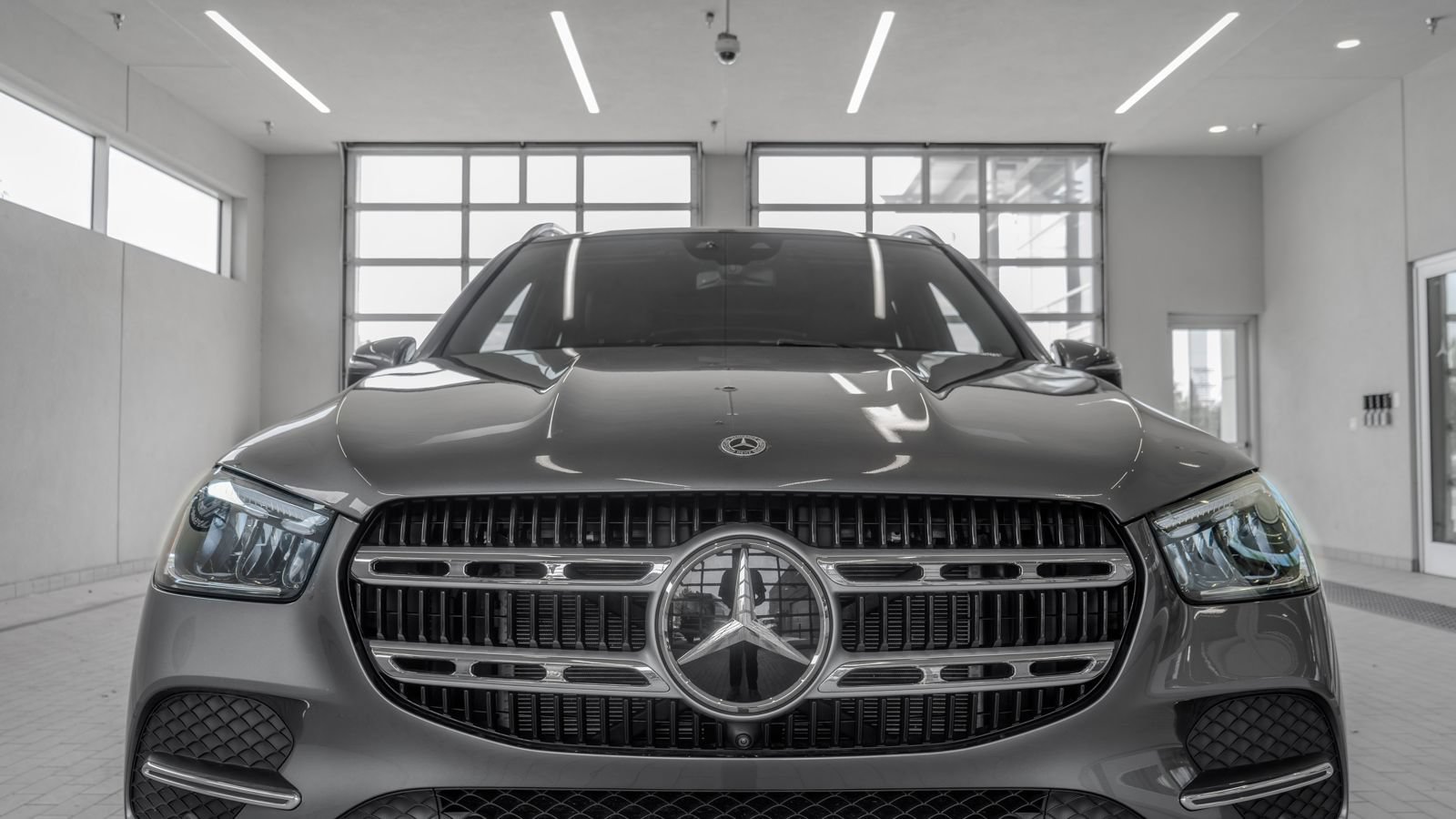 Used 2025 Mercedes-Benz GLE 450e 4MATIC image 23