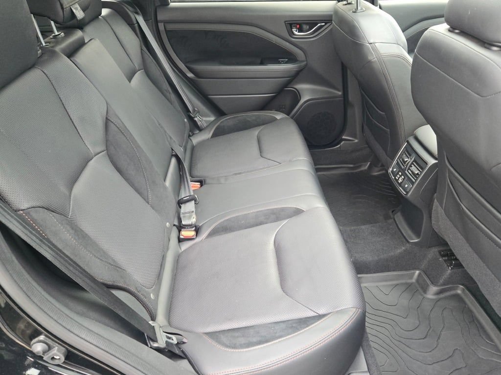 Used 2025 Subaru Forester Touring AWD/4WD image 15