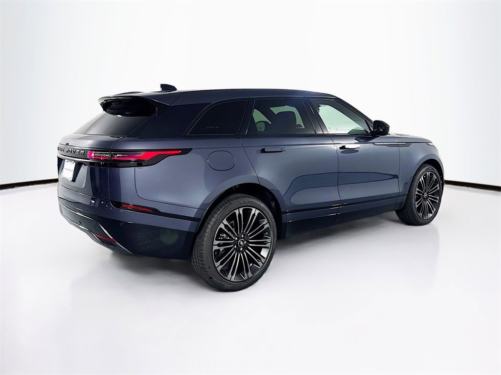 New 2026 Land Rover Range Rover Velar Dynamic SE image 5