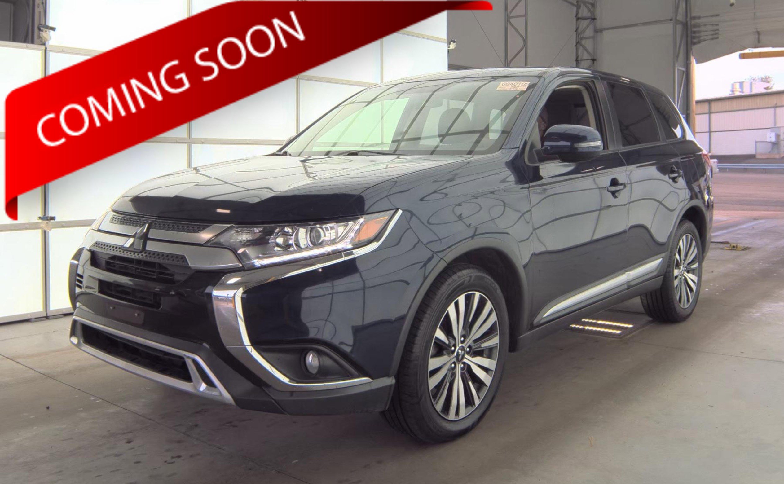 Used 2019 Mitsubishi Outlander SE AWD/4WD image 1