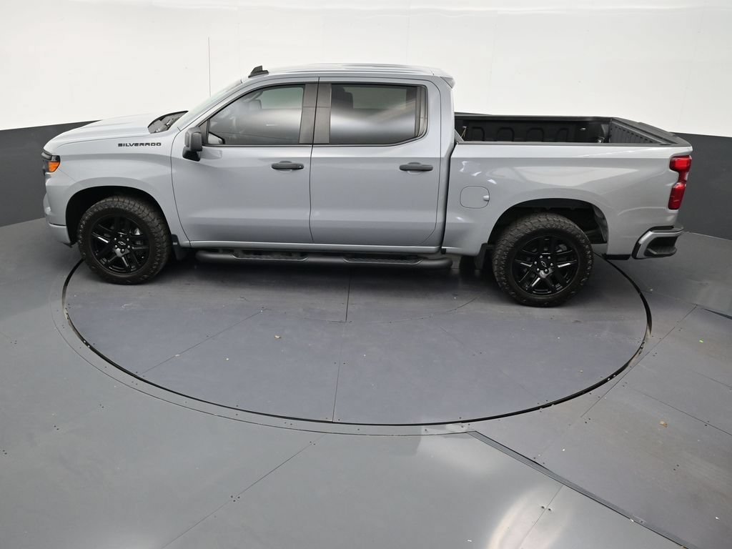 Used 2024 Chevrolet Silverado 1500 Custom w/ Turbomax Blackout Package RWD image 13