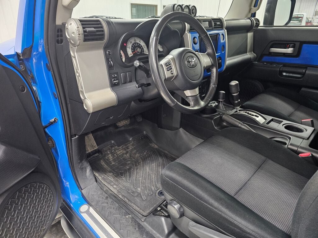 Used 2007 Toyota FJ Cruiser 4WD image 29