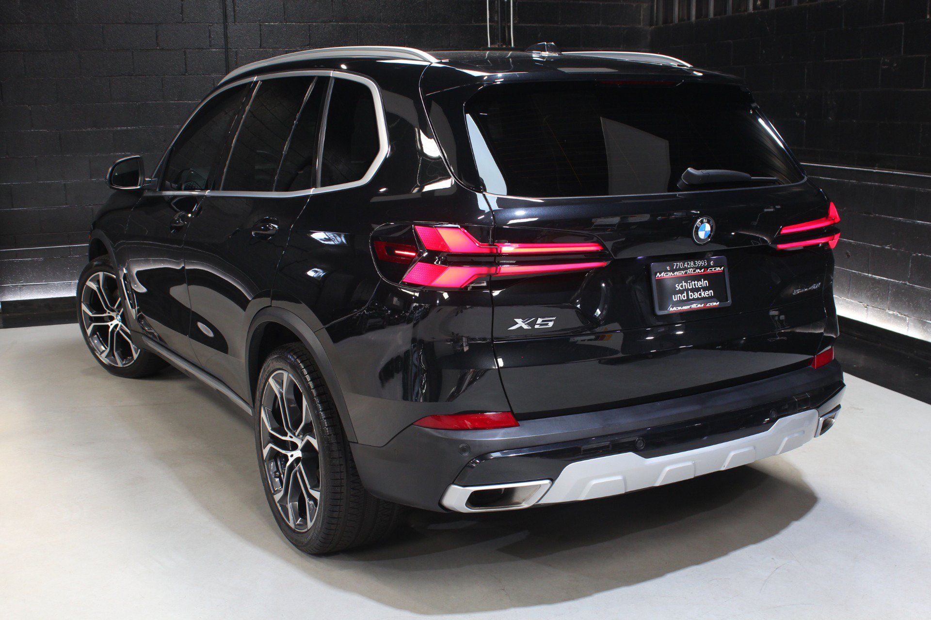 Used 2024 BMW X5 sDrive40i w/ Premium Package RWD image 12