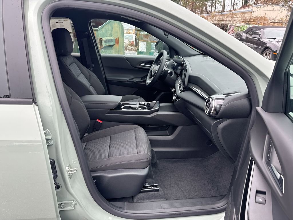 New 2026 Chevrolet Equinox LT image 31