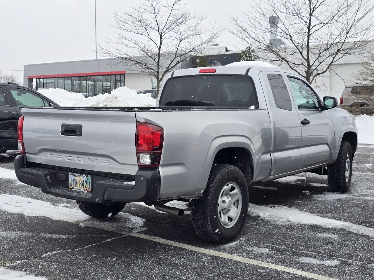 Used 2023 Toyota Tacoma SR image 7