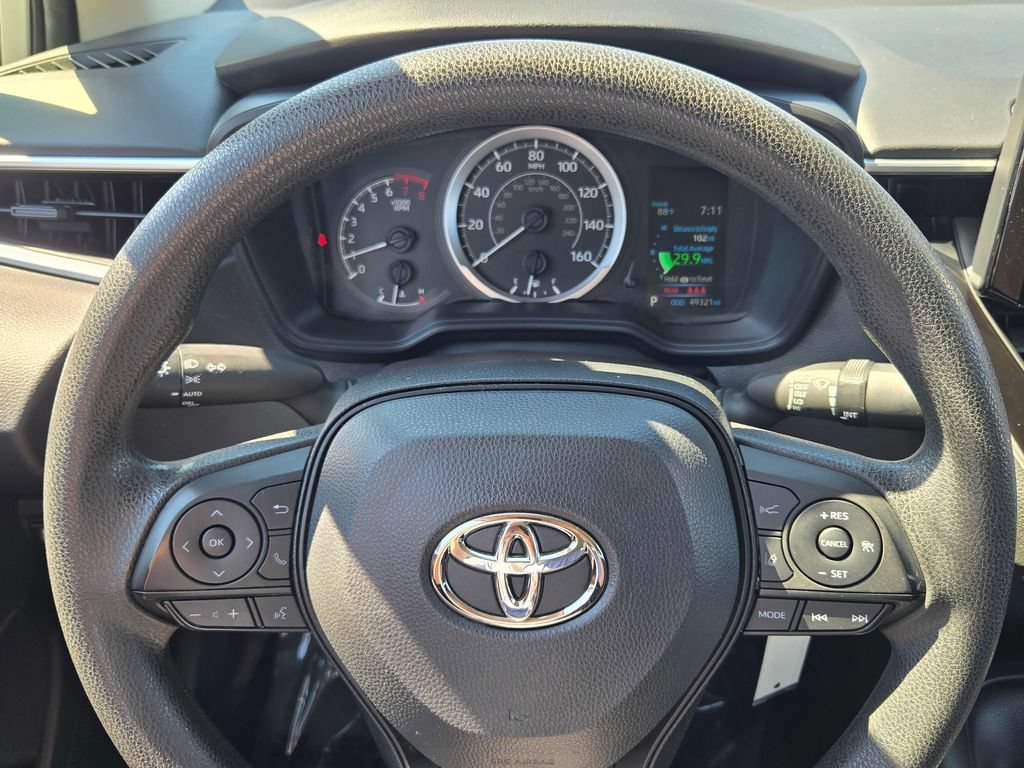 Used 2022 Toyota Corolla LE w/ Carpet Mat Package (TMS) FWD image 35