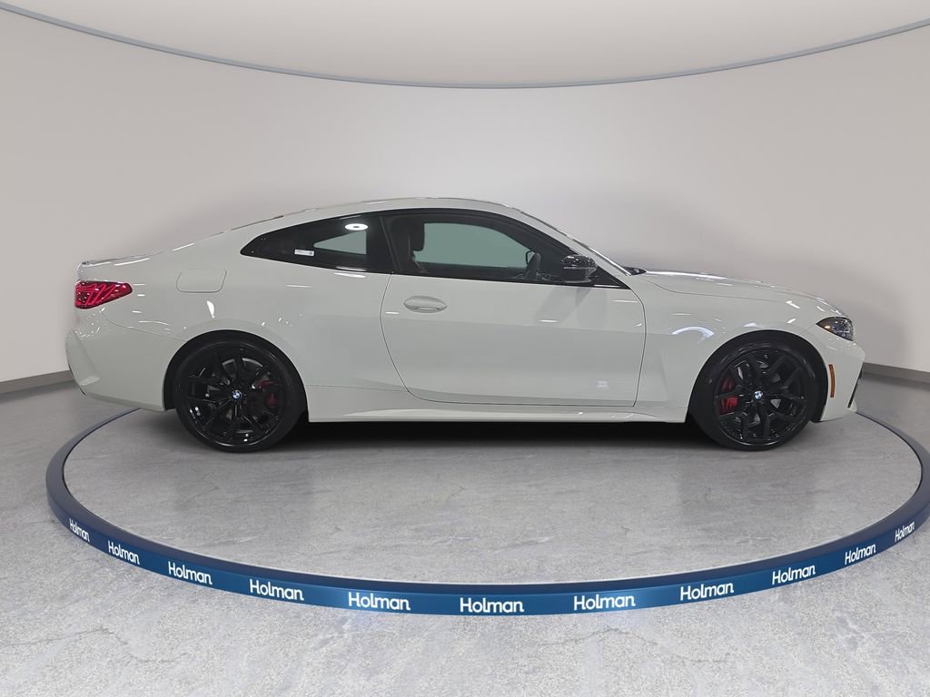 Used 2026 BMW 430i Coupe w/ M Sport Package image 5