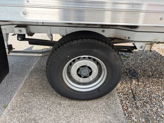 Used 2024 Mercedes-Benz Sprinter 3500 image 23