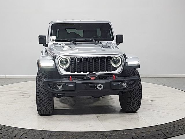 Used 2024 Jeep Wrangler Unlimited Rubicon AWD/4WD image 2