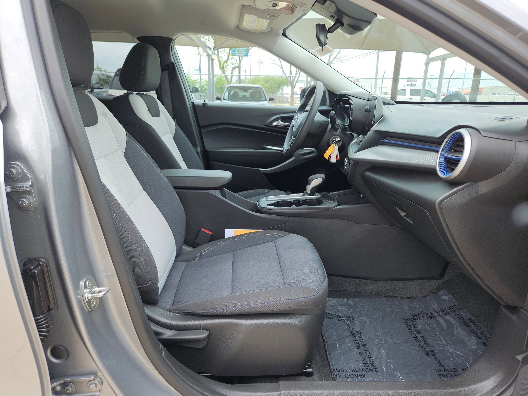 Certified 2024 Chevrolet Trax LS image 27