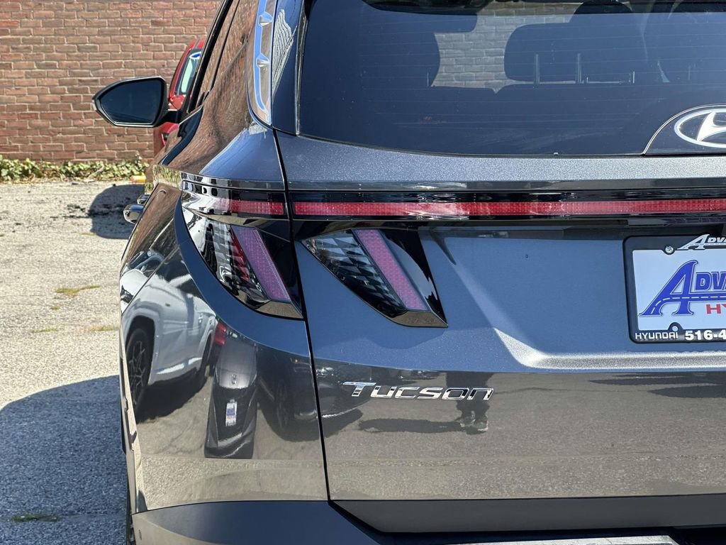 Used 2023 Hyundai Tucson Limited image 13