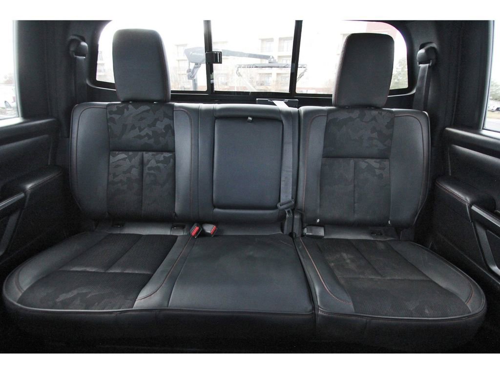 Used 2020 Nissan Titan PRO-4X image 17