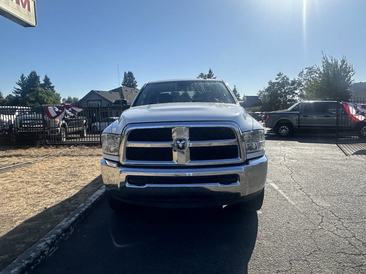 Used 2018 RAM 2500 Tradesman w/ Chrome Appearance Group image 5