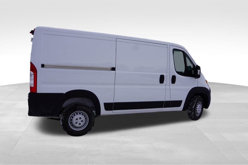 Used 2025 RAM ProMaster 2500 w/ Convenience Group image 4