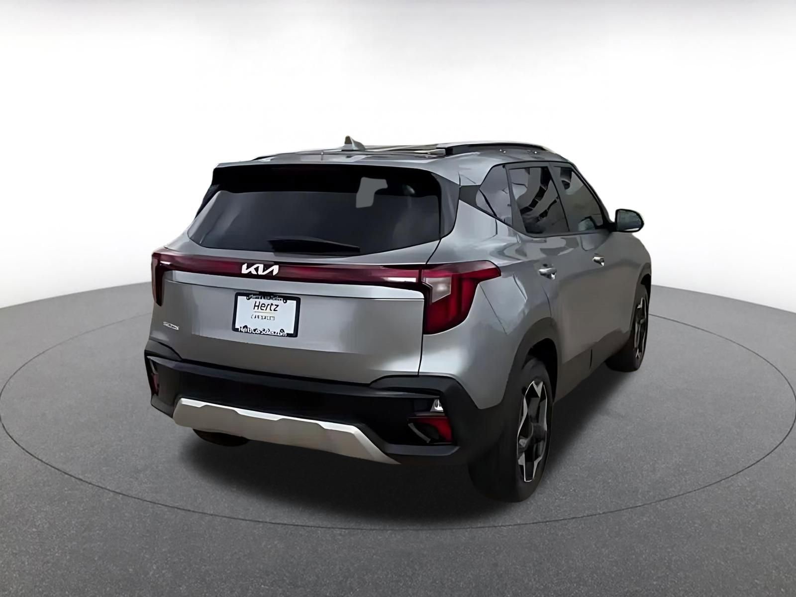 Used 2025 Kia Seltos S image 14