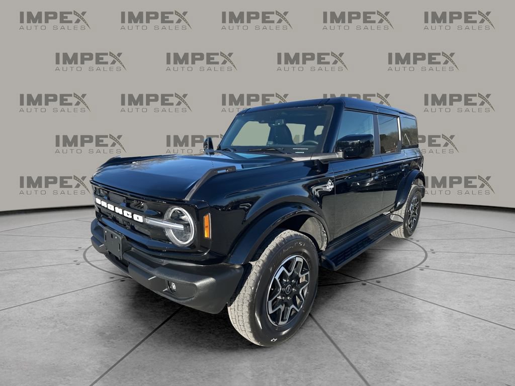 Used 2025 Ford Bronco Outer Banks image 9