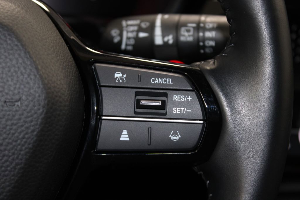 Used 2025 Honda CR-V EX-L image 36