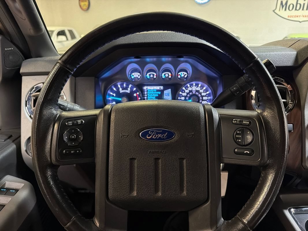 Used 2013 Ford F250 Lariat w/ Lariat Ultimate Pkg AWD/4WD image 17