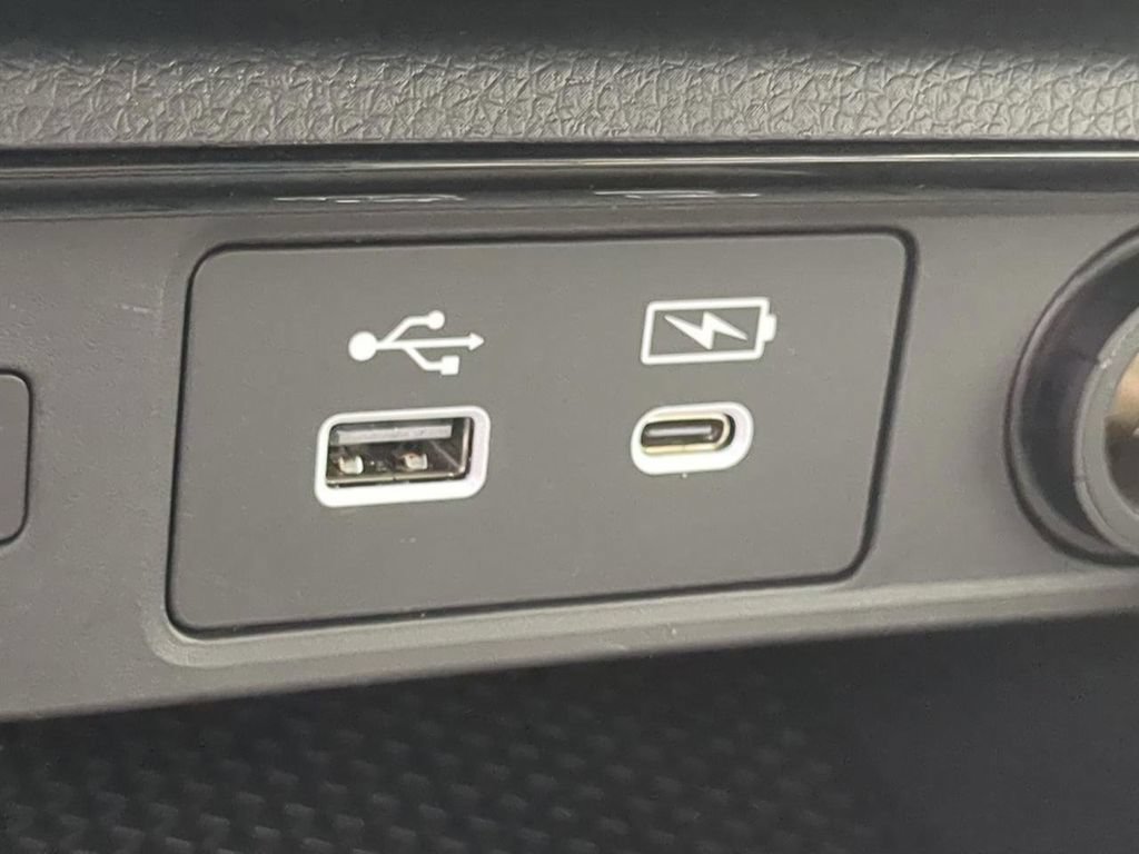 Used 2025 Honda CR-V Sport image 19