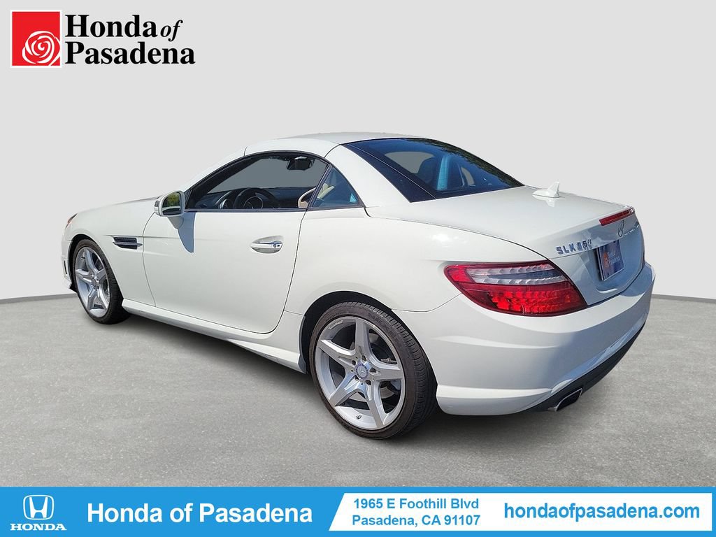 Used 2013 Mercedes-Benz SLK 250 image 3