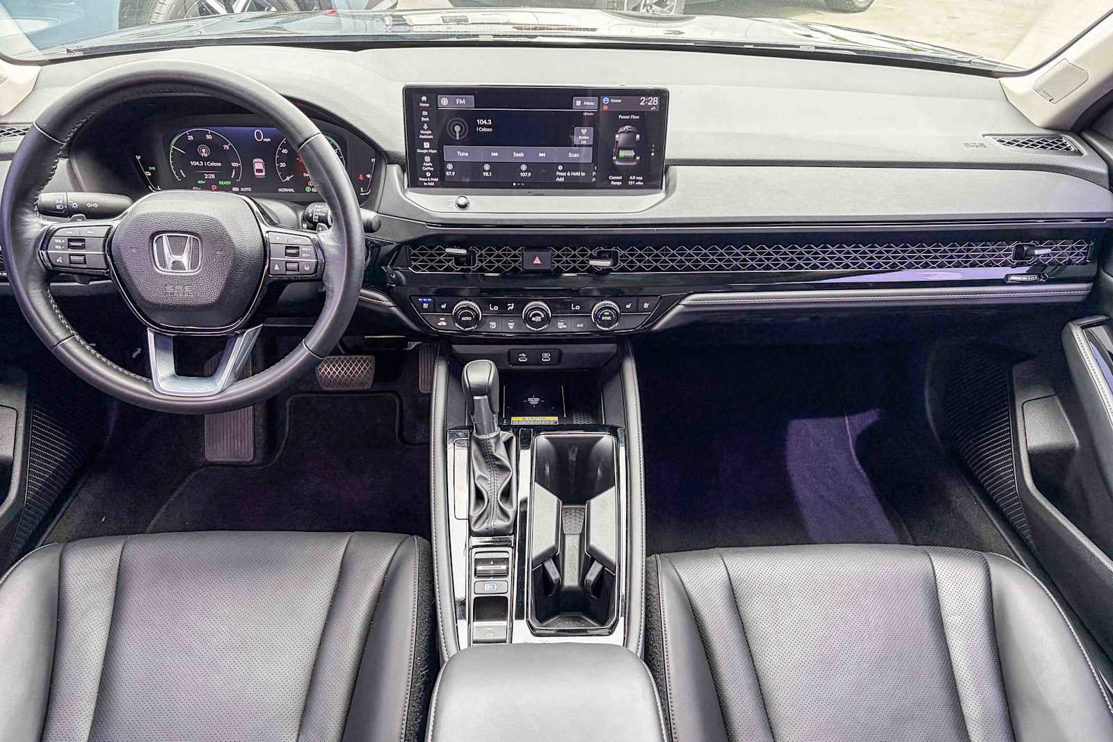 Used 2023 Honda Accord Touring image 11