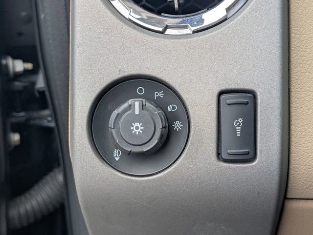 Used 2014 Ford F250 Lariat w/ Chrome Package image 27
