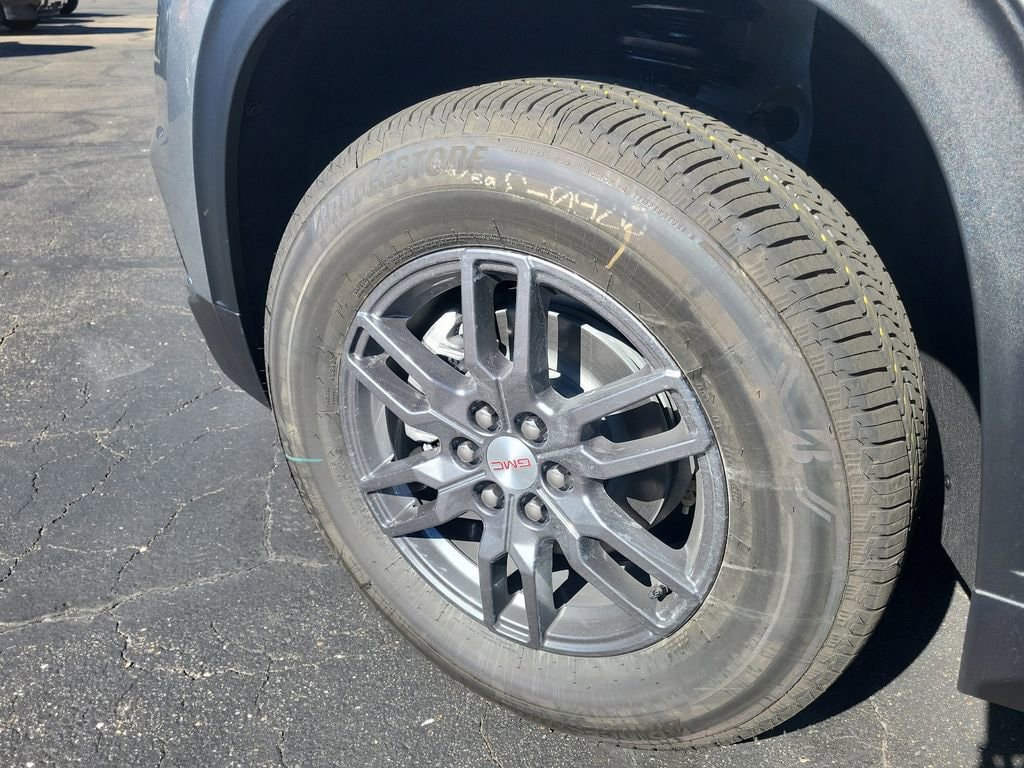 New 2026 GMC Acadia Elevation w/ LPO, Floor Liner Package AWD/4WD image 7