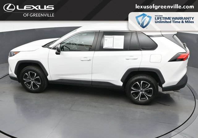 Used 2022 Toyota RAV4 LE FWD image 43