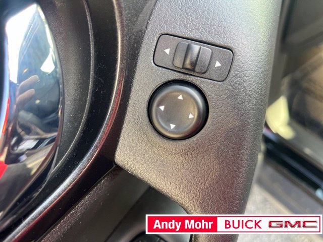 Used 2018 Nissan Rogue S AWD/4WD image 22