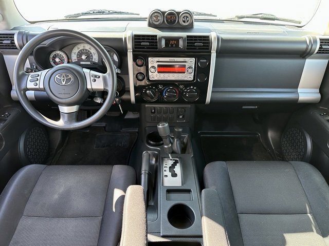 Used 2014 Toyota FJ Cruiser 4WD w/ Convenience Package image 16
