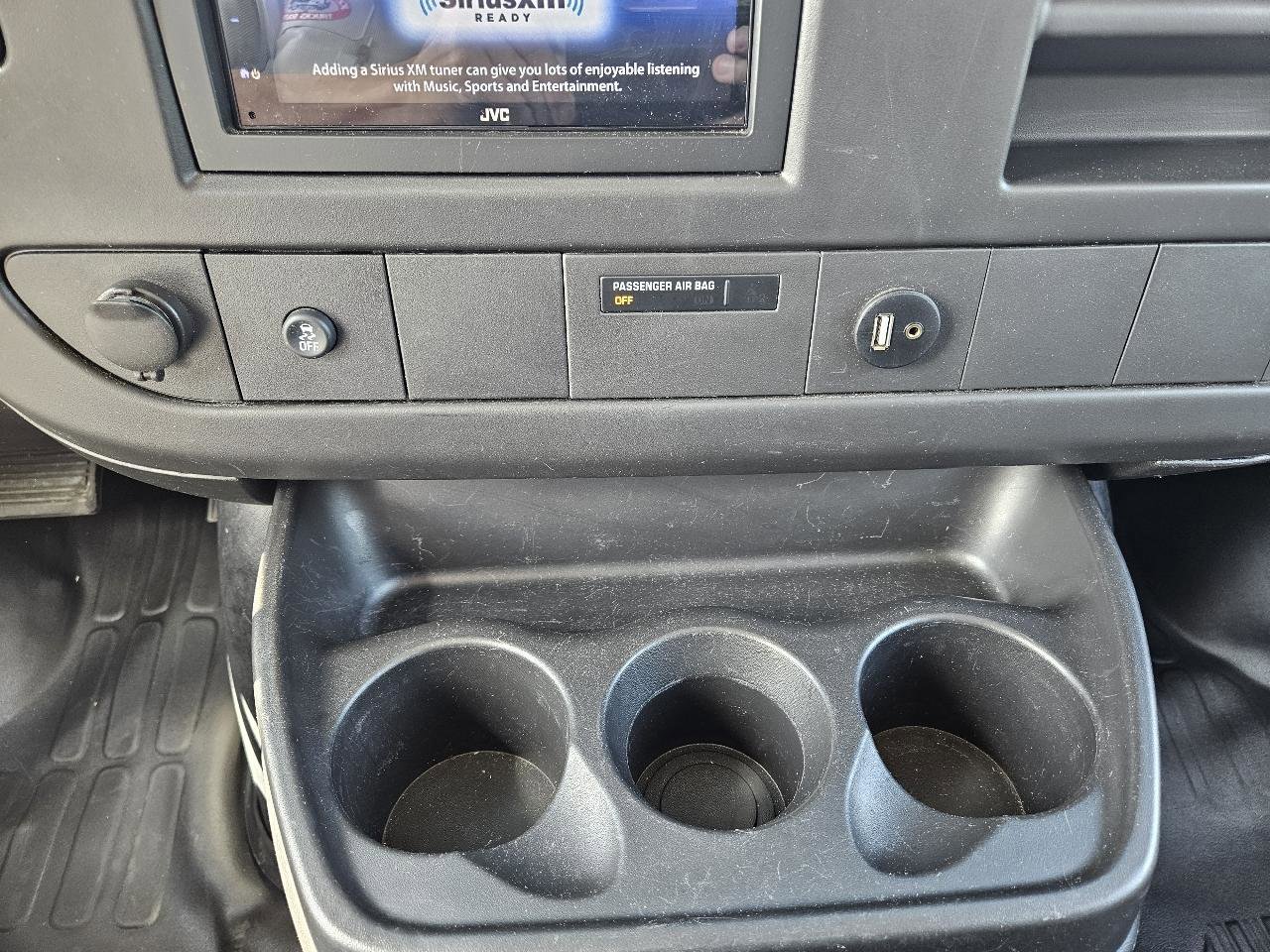 Used 2014 Chevrolet Express 1500 RWD image 36