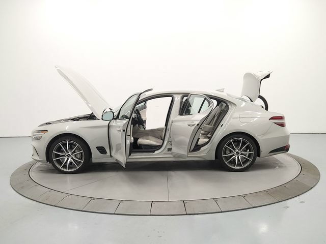Used 2024 Genesis G70 2.5T AWD/4WD image 13