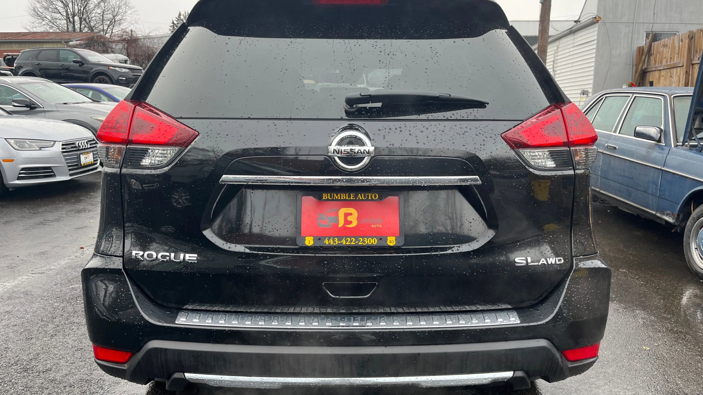 Used 2018 Nissan Rogue SL w/ Premium Package image 13