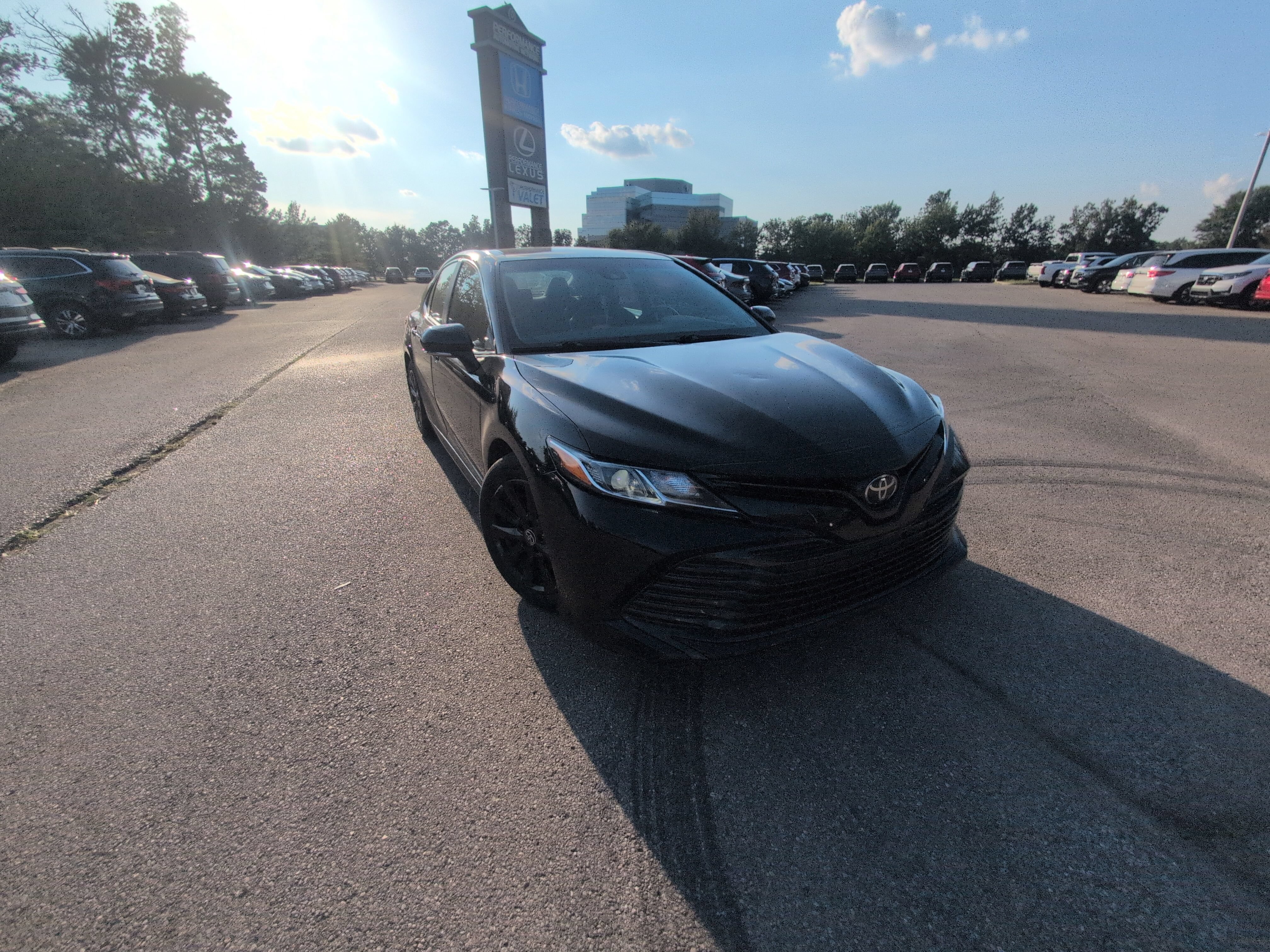 Used 2020 Toyota Camry LE w/ Convenience Package FWD image 15