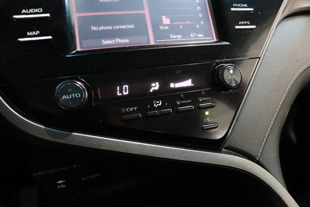 Used 2019 Toyota Camry SE FWD image 26